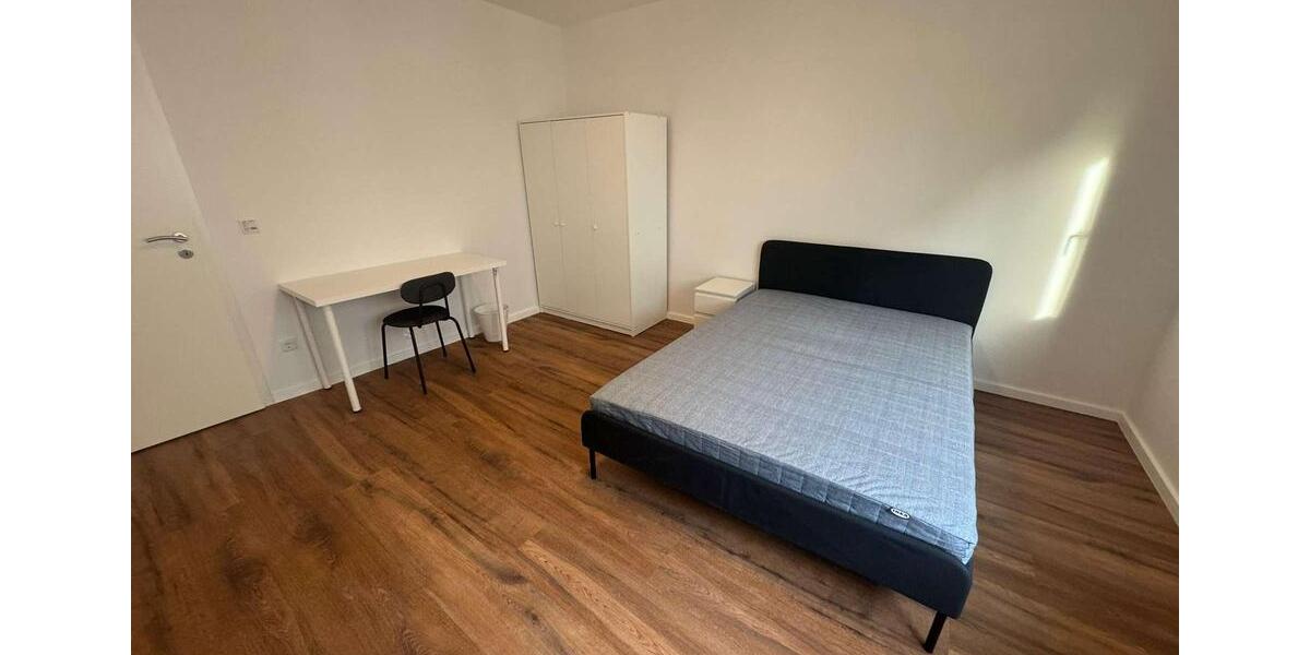Etagenwohnung Wuppertal Elberfeld - 2.5 Zimmer, 15 m&sup2;, 370&euro; | Angebot:25500373