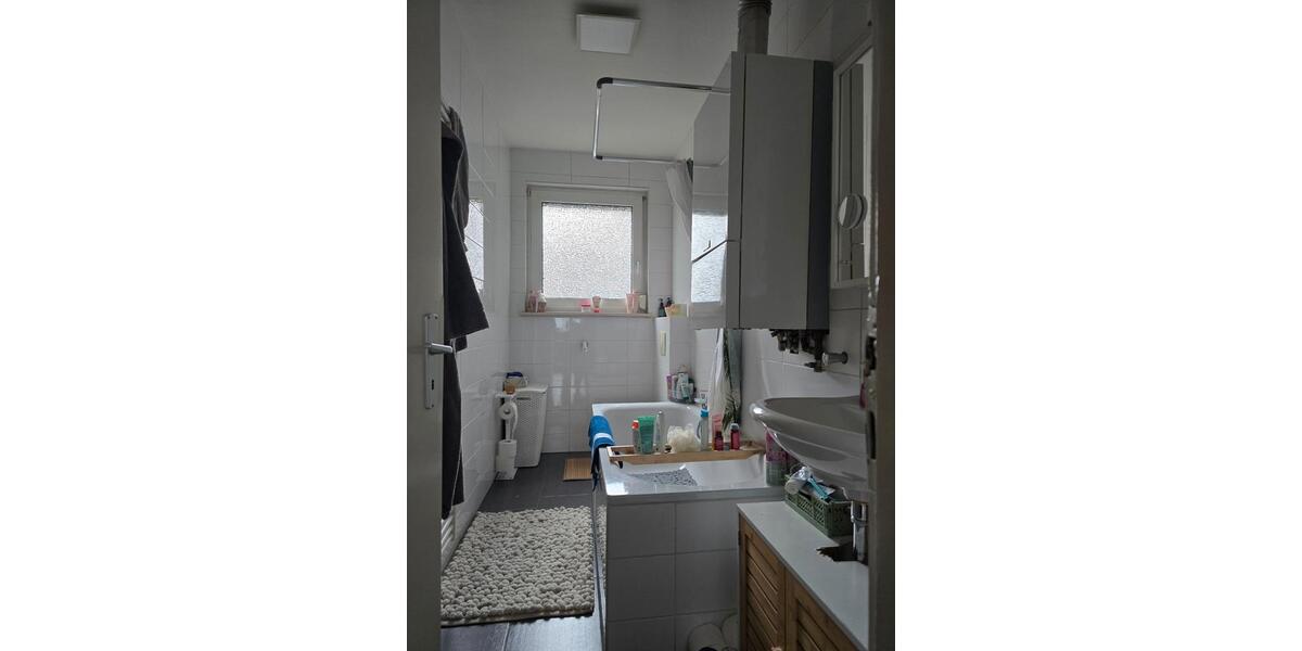 Erdgeschoßwohnung Gelsenkirchen Gelsenkirchen-Mitte - 3 Zimmer, 67 m&sup2;, 470&euro; | Angebot:27535214