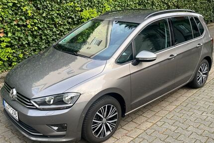 VW Golf Sportsvan 38.000 km 11.900 &euro; Düsseldorf 40593