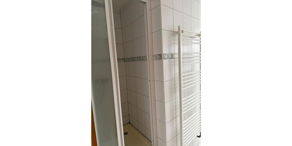 Dachgeschoßwohnung Essen Stadtbezirk IV - 4 Zimmer, 82 m&sup2;, 920&euro; | Angebot:25208263