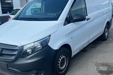 Mercedes-Benz Vito 191.553 km 8.687 &euro; Düsseldorf 40233